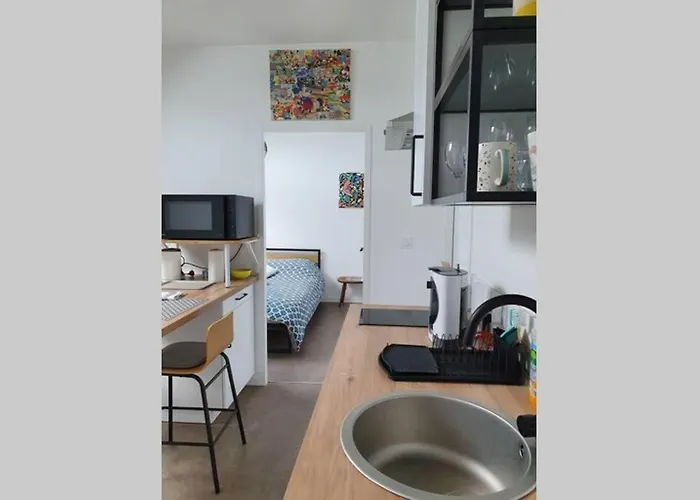 Lägenhet Vol De Nuit - Balade Urbaine Au Centre D'epernay *