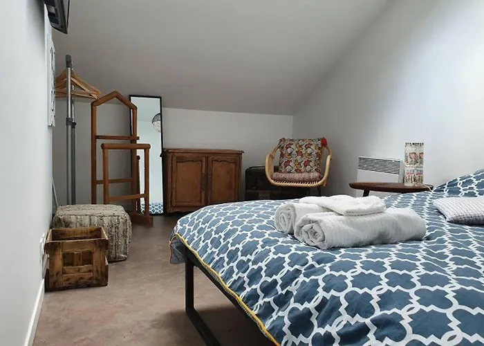 Lägenhet Vol De Nuit - Balade Urbaine Au Centre D'epernay