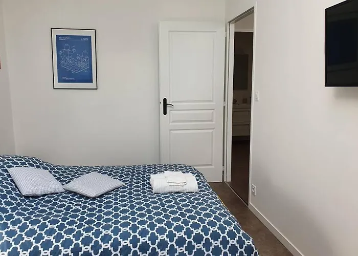 Lägenhet Vol De Nuit - Balade Urbaine Au Centre D'epernay